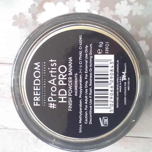 Freedom Makeup London HD Pro Finish, Banana Powder (Sypki puder do twarzy) - opinie | zdjęcie do recenzji od bbozenka - 3