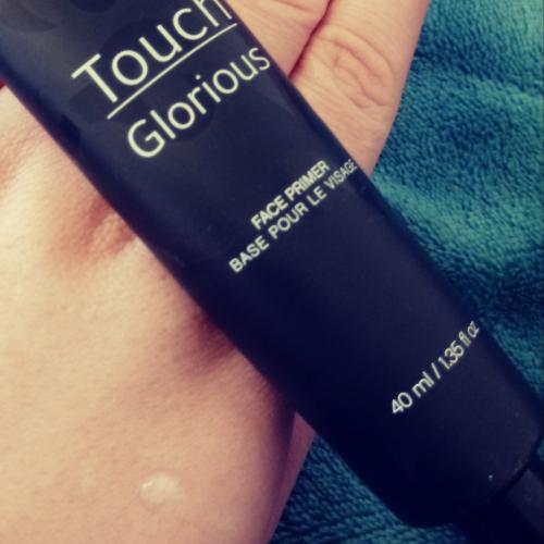 Younique Mineral Touch Glorious, Face Primer (Baza pod makijaż) - opinie | zdjęcie do recenzji od redcarpet93