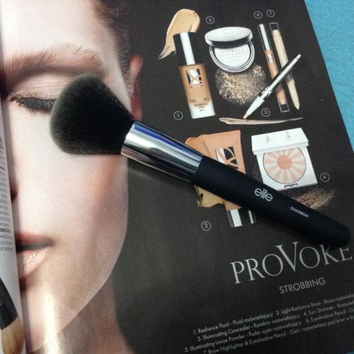 Elite Model's Fashion Make-Up, Pędzel do pudru z węglem drzewnym z bambusa - opinie | zdjęcie do recenzji od hania_qw