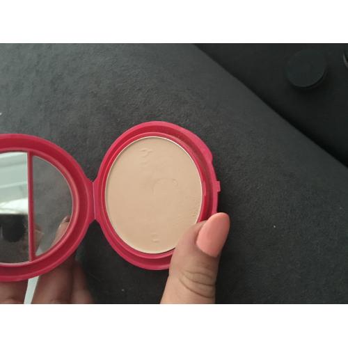 Miss Sporty So Matte, Perfect Stay Smooth Pressed Powder (Puder matujący w kompakcie (nowa wersja)) - opinie | zdjęcie do recenzji od Palulke - 2