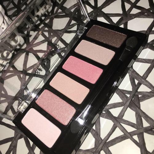 Revers Cosmetics New City Trends, Professional Eyeshadow Palette (Paleta 6 cieni do powiek) - opinie | zdjęcie do recenzji od xjuulix