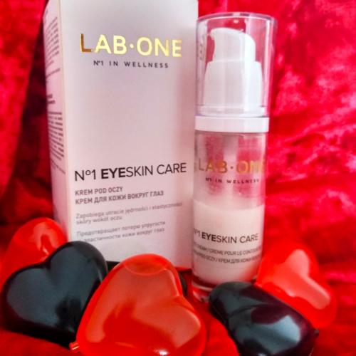 Lab One N°1 EyeSkin Care , Krem pod oczy silnie korygujący - opinie | zdjęcie do recenzji od Edzia2605