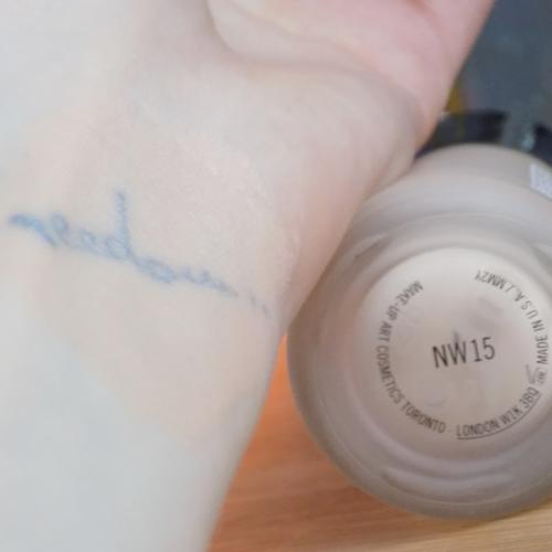 M.A.C. Mineralize, Moisture Fluid SPF 15 Foundation (Podkład nawilżający) - opinie | zdjęcie do recenzji od ksanaru - 1
