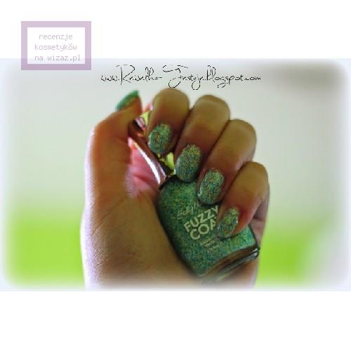 Sally Hansen Fuzzy Coat (Lakier strukturalny do paznokci) - opinie | zdjęcie do recenzji od Rewelka_Testuje